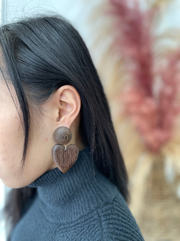 Wood Heart earrings - Brown